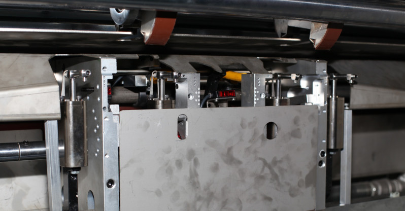মূল্য ট্যাগ পাজল জন্য গ্রে বোর্ড Laminating মেশিন 16KW