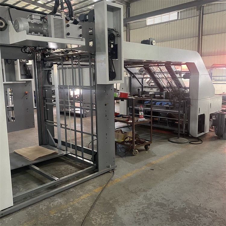 নেতৃস্থানীয় এজ ফিডার হাই স্পিড ফ্লুট ল্যামিনেটর ল্যামিনেটিং বেধ পরিসীমা 1-10 মিমি ঐচ্ছিক ব্যাক ফিডার পারফরম্যান্স সরবরাহ করে