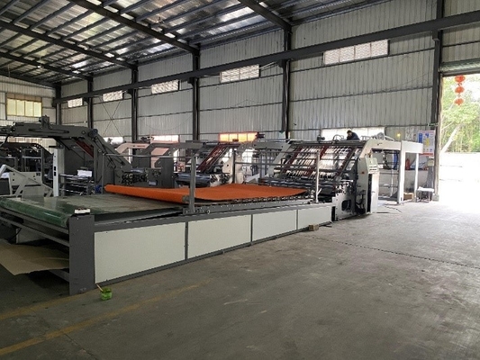 120-600gsm শীর্ষ শীট স্বয়ংক্রিয় 5 প্লাই বাঁশি ল্যামিনেটর ISO CE