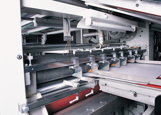 মূল্য ট্যাগ পাজল জন্য গ্রে বোর্ড Laminating মেশিন 16KW